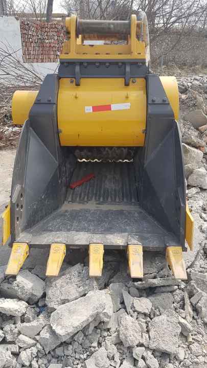 Sloopkraanbrekerbak hydraulisc - Heavy Equipment With Bucket recensie en prijs